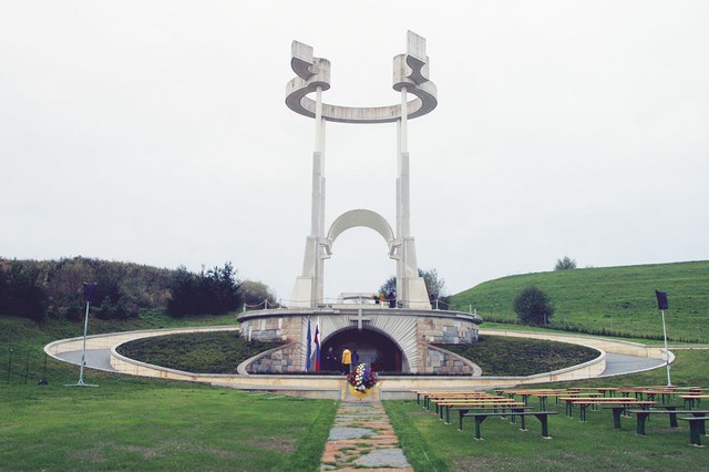 Spomenik je delo arhitekta Mušiča