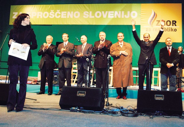 Znameniti Zbor za republiko na Kongresnem trgu v Ljubljani, ki ga nobena od pomladnih strank ni navedla kot svojo predvolilno kampanjo