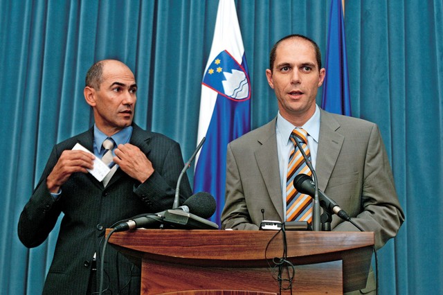 Premier Janez Janša in ministrski kandidat Jože P. Damijan, ki naj bi bil zadolžen za usklajevanje in spremljanje izvajanja strategije razvoja Slovenije