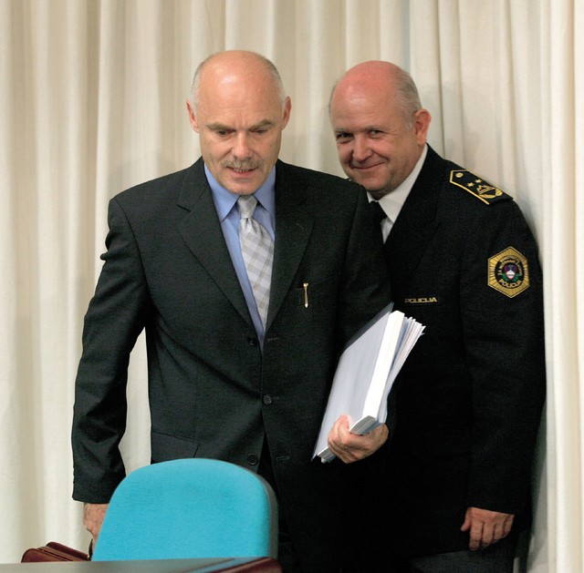 Novi generalni direktor policije Jože Romšek je nasledil vršilca dolžnosti Bojana Potočnika