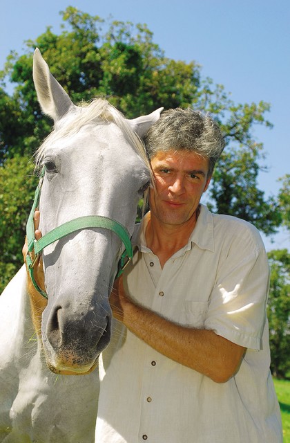 Ljubitelj konj: Etbin Tavčar, pomočnik strokovnega vodje za urejanje naravne in kulturne dediščine v kobilarni v disciplinskem postopku 