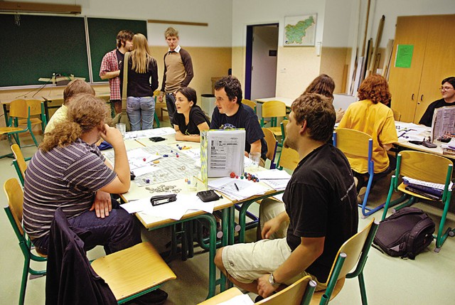 Pri igranju <I>Dungeons &amp; Dragons </I>tisočkrat več kot rekviziti šteje čista domišljija