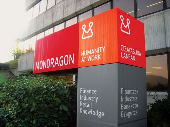 Sedež podjetja Mondragon v istoimenskem mestu v Baskiji