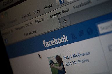 /media/www/slike.old/novice/facebook.gif