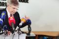 Predsednik KPK Boris Štefanec in prevrnjeni mikrofoni