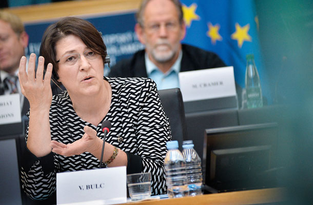Violeta Bulc med zaslišanjem pred odborom evropskega parlamenta