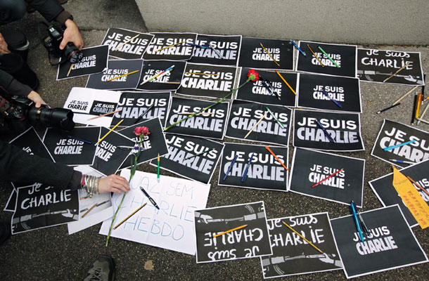 Protest slovenskih novinarjev v podporo francoskemu časniku Charlie Hebdo 