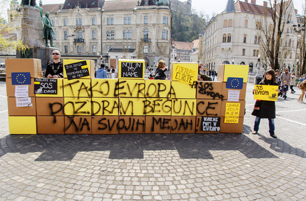 Protest Amnesty International Slovenije proti migrantski politiki EU