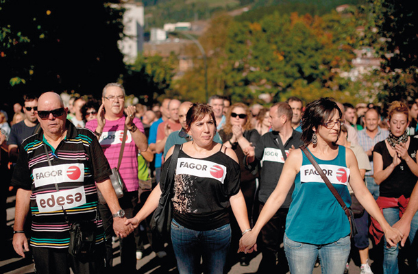 Protest delavcev zadruge Fagor konec leta 2013