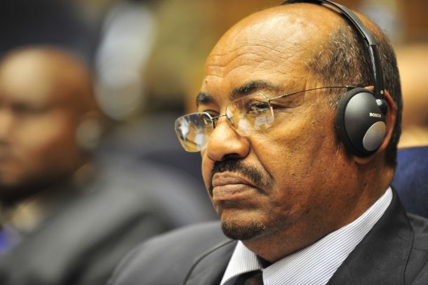 Omar al-Bashir, sudanski predsednik od leta 1989.