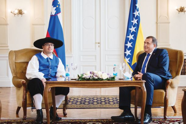 Svečana oprava novega slovenskega veleposlanika v Sarajevu Damijana Sedarja med obiskom Milorada Dodika 