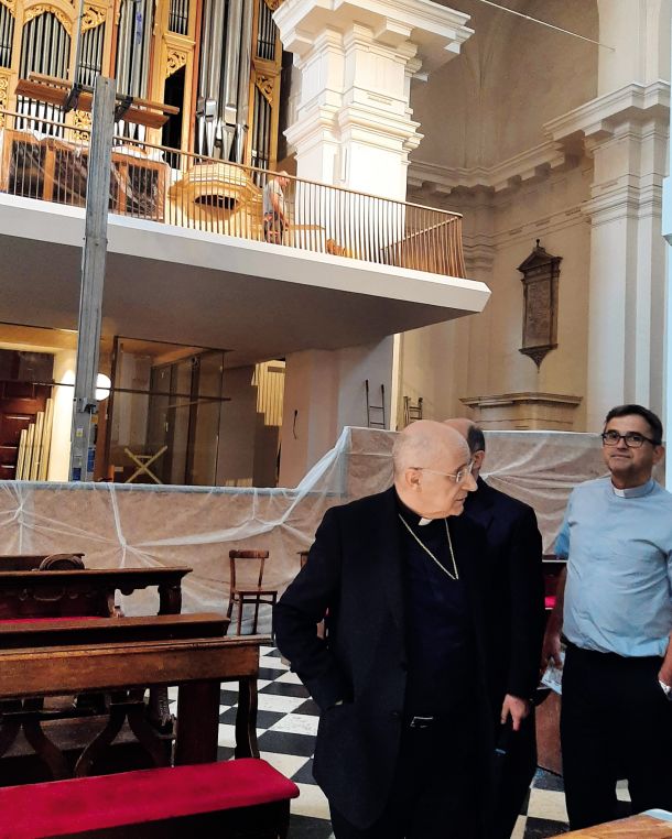 Apostolski nuncij Jean-Marie Speich in največje cerkvene orgle v Sloveniji 