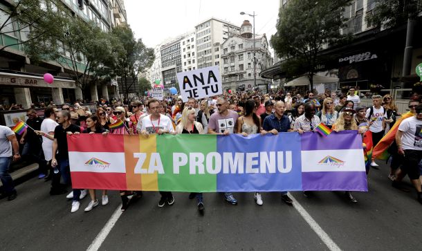 Ena od preteklih parad ponosa v Beogradu