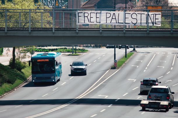 »Free Palestine«, izvesek na Celovški cesti, LJ 