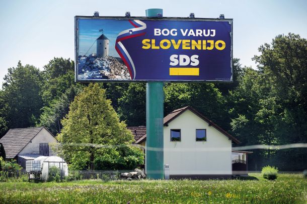 Legalno oglaševanje ob slovenskih avtocestah
