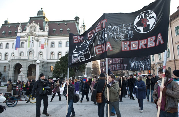 Protest proti odvzemu pravice do državne štipendije za študente drugih držav