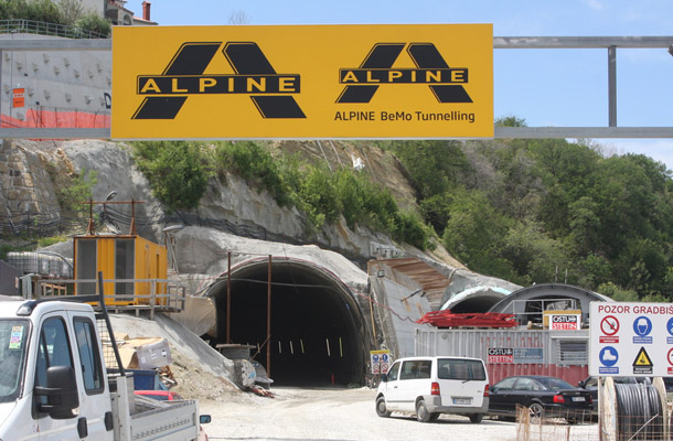 Gradbeno podjetje Alpine Bau je sodelovalo tudi pri delih v predoru Markovec.