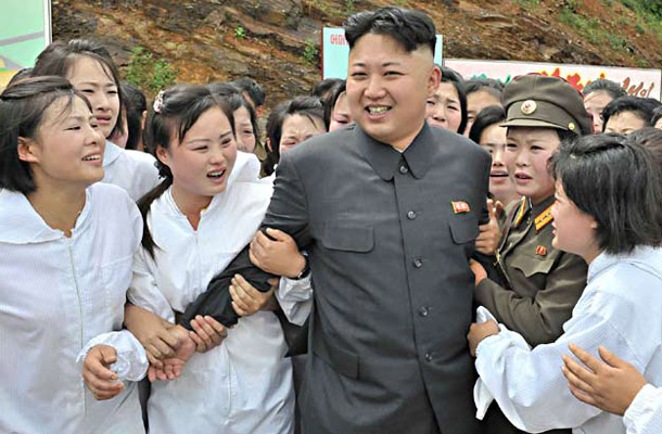 Ljubljeni vodja Kim Jong Un sistematično utrjuje svojo absolutno oblast.