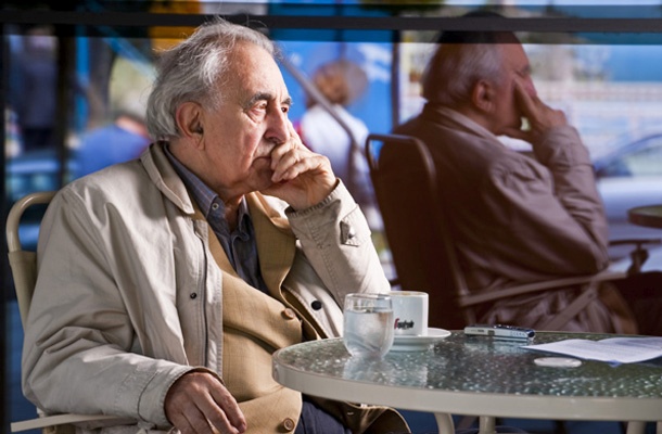 Legendarni novinar, pronicljivi komentator in Mladinin kolumnist Jurij Gustinčič