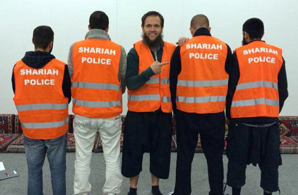 Tudi nemška združenja muslimanov so obsodila dejavnost šeriatske policije. 