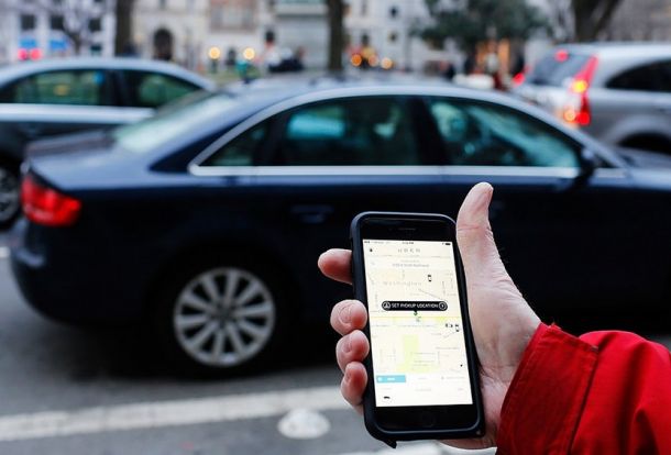 Uber, z mobilno aplikacijo do prevoza