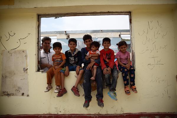 Otroci v begunskem taborišču Moria 