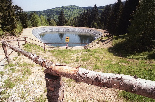 'Črno' jezero za umetno zasneževanje