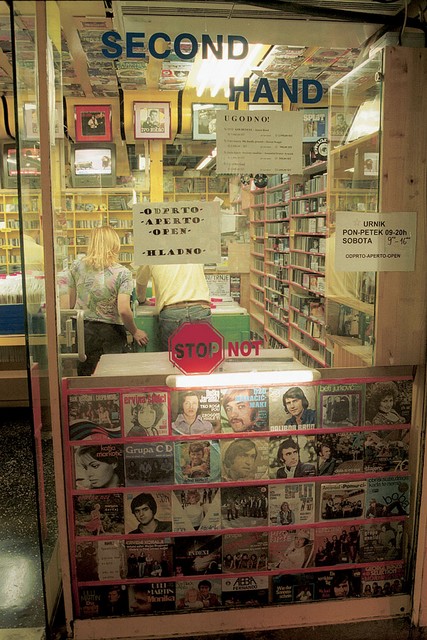 VOM v Ljubljani je najbolj založena prodajalna rabljenih vinilk