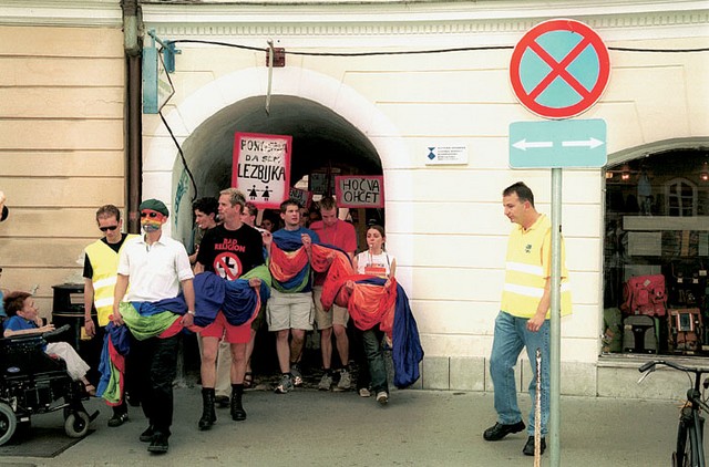 Protest proti homofobiji, Ljubljana, 6.7.2001