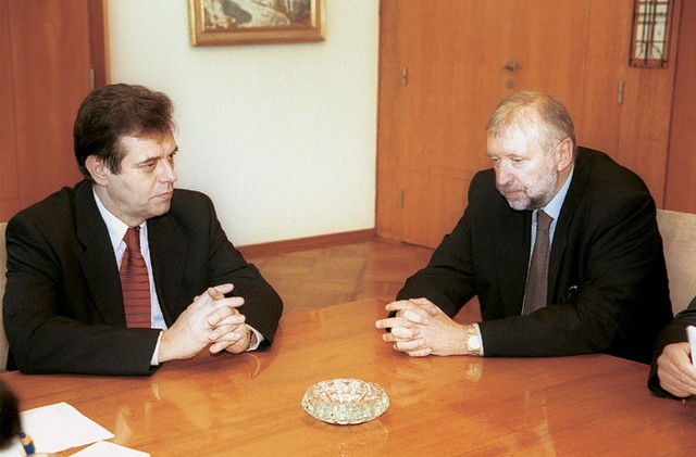 Dimitrij Rupel na obisku pri predsedniku ZRJ, Vojislavu Koštunici