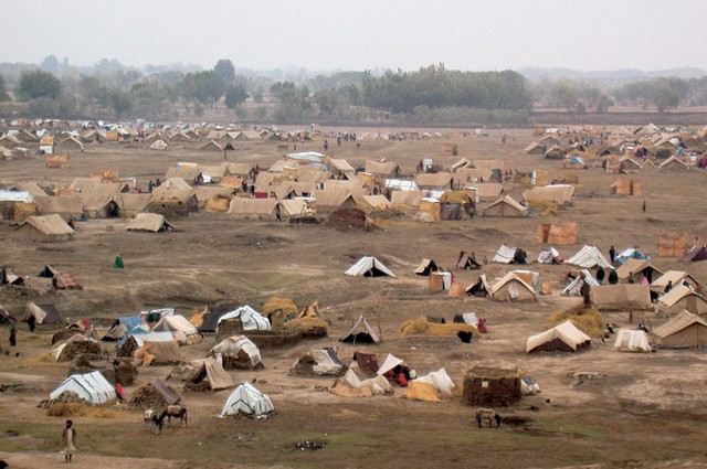 Begunsko taborišče v bližini Khoje Bahudina