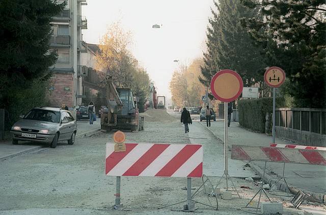 Razkopane ceste