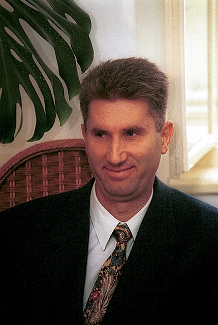 Dr. Boris Šuštar