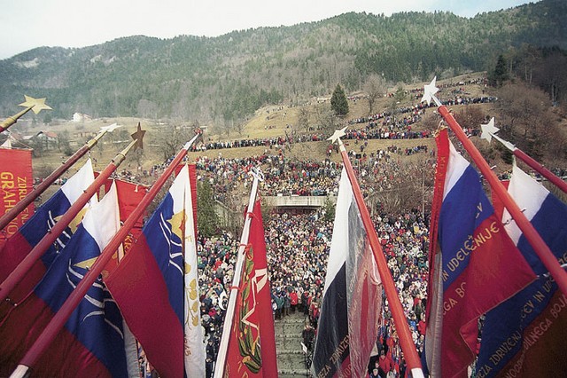 Razgled z vrha spomenika