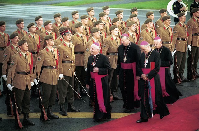 Duhovna oskrba bo prispevala k 'večji bojni pripravljenosti posameznikov in enot Slovenske vojske'