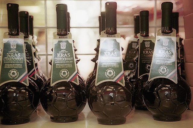 Nogometno vino - temelj slovenske kulture