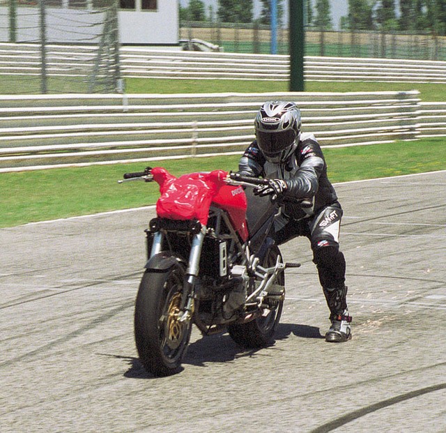 Krotilec Ducati Monstra