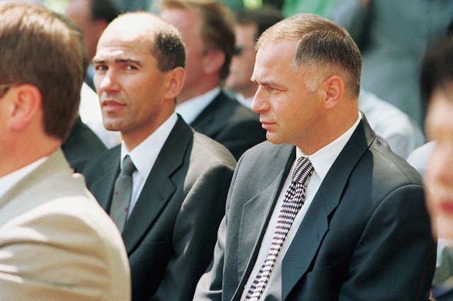 Janez Janša, takratni obrambni minister in Andrej Lovšin, takratni načelnik vojaške obveščevalne službe
