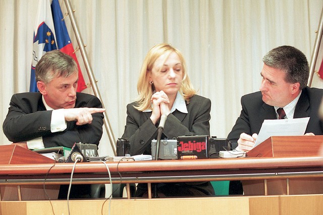 Mirko Bandelj (levo): Nezadostna obramba luksuznega letala