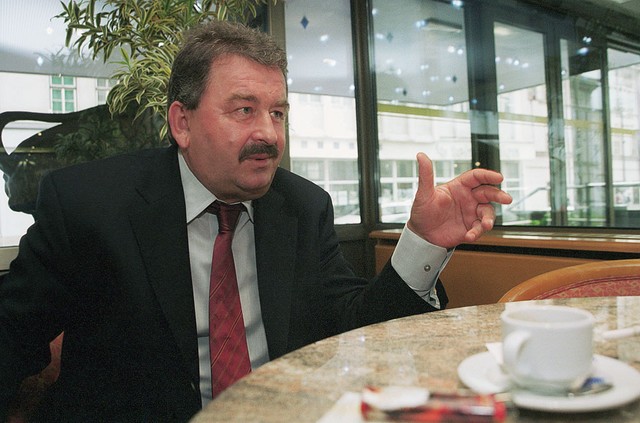 Mile Čačić, prodajalec hrvaških igralcev