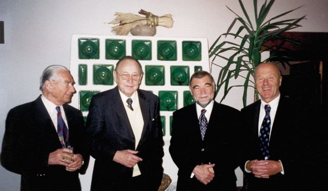 Grof in ostali zaslužneži (Genscher, Mesić in Dimnik)