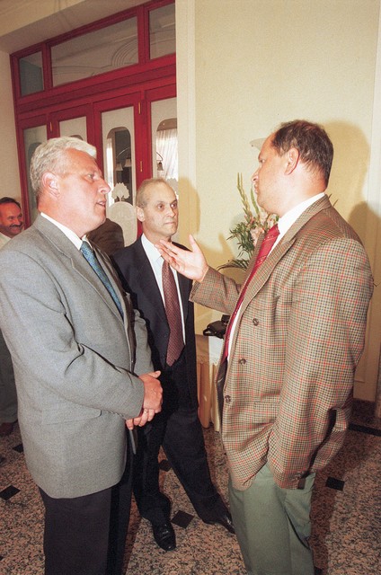 Kršitelji človekovih pravic: ministri za notranje zadeve, ki so odgovorni za diskriminacijo izbrisanih prebivalcev: Ivan Bizjak in Andrej Šter