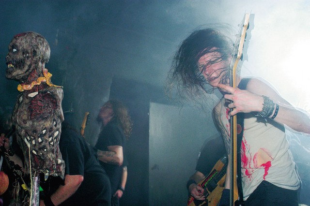 Guma Necrophagie