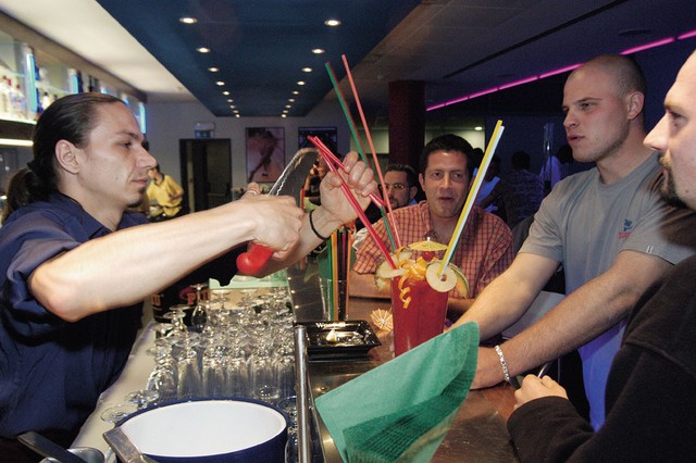 Barman Primož in njegov party starter
