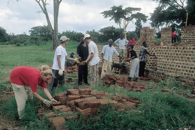 Tabor v Ugandi leta 2002