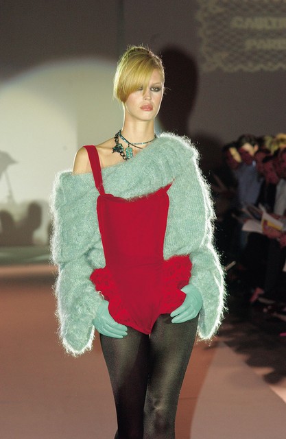 Inkontinenca, 2003