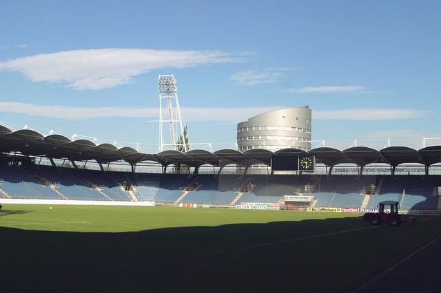 Stadion Arnolda Schwarzeneggerja v Gradcu, 20.000 gledalcev, približno 25 milijonov evrov