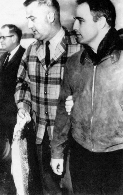 Aretacija leta 1964 v državi Washington, kjer se je udeležil protesta Indijancev