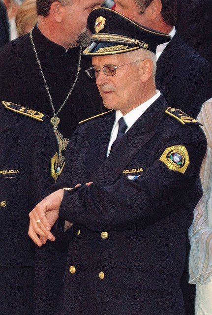 Odhajajoči: Andrej Anžič