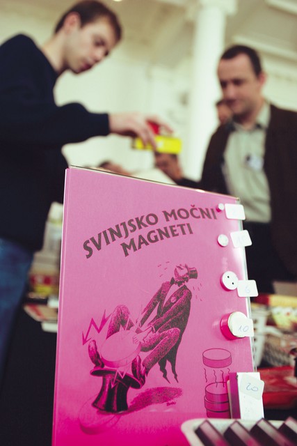 Nepogrešljiv pripomoček vsakega čarodeja - cene so v evrih.